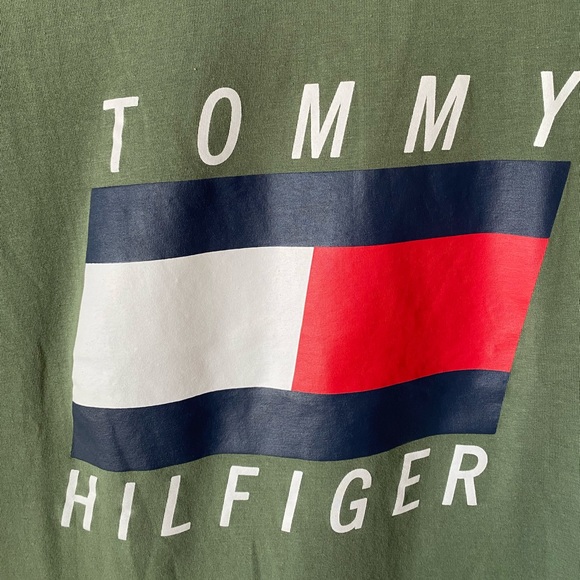 Two Tommy Hilfiger Women Shirts - Picture 3 of 9